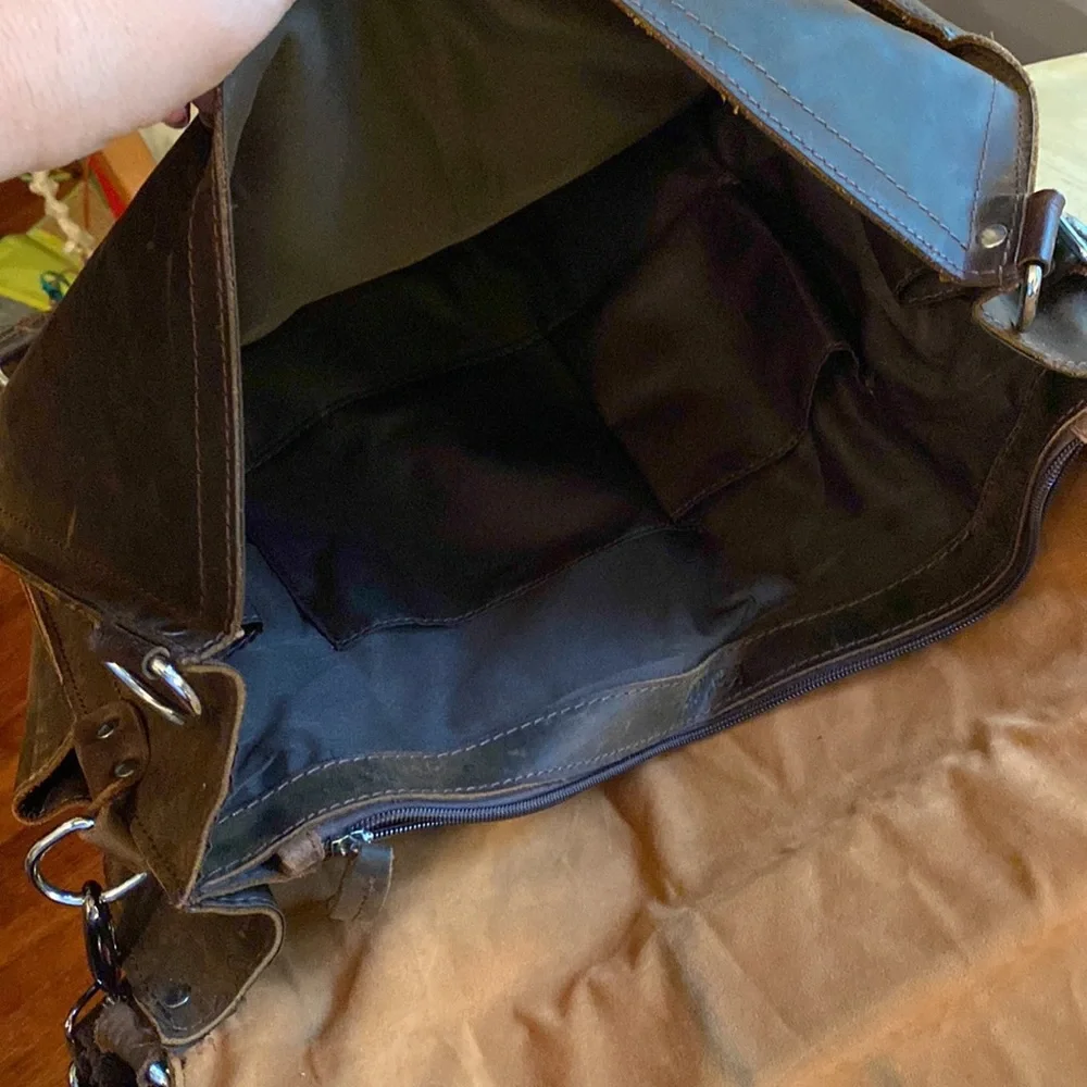 Kattee leather vintage briefcase 17x14x8”